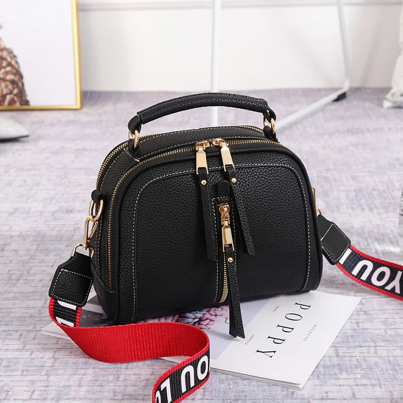 Fashion Hit Shoulder Bag